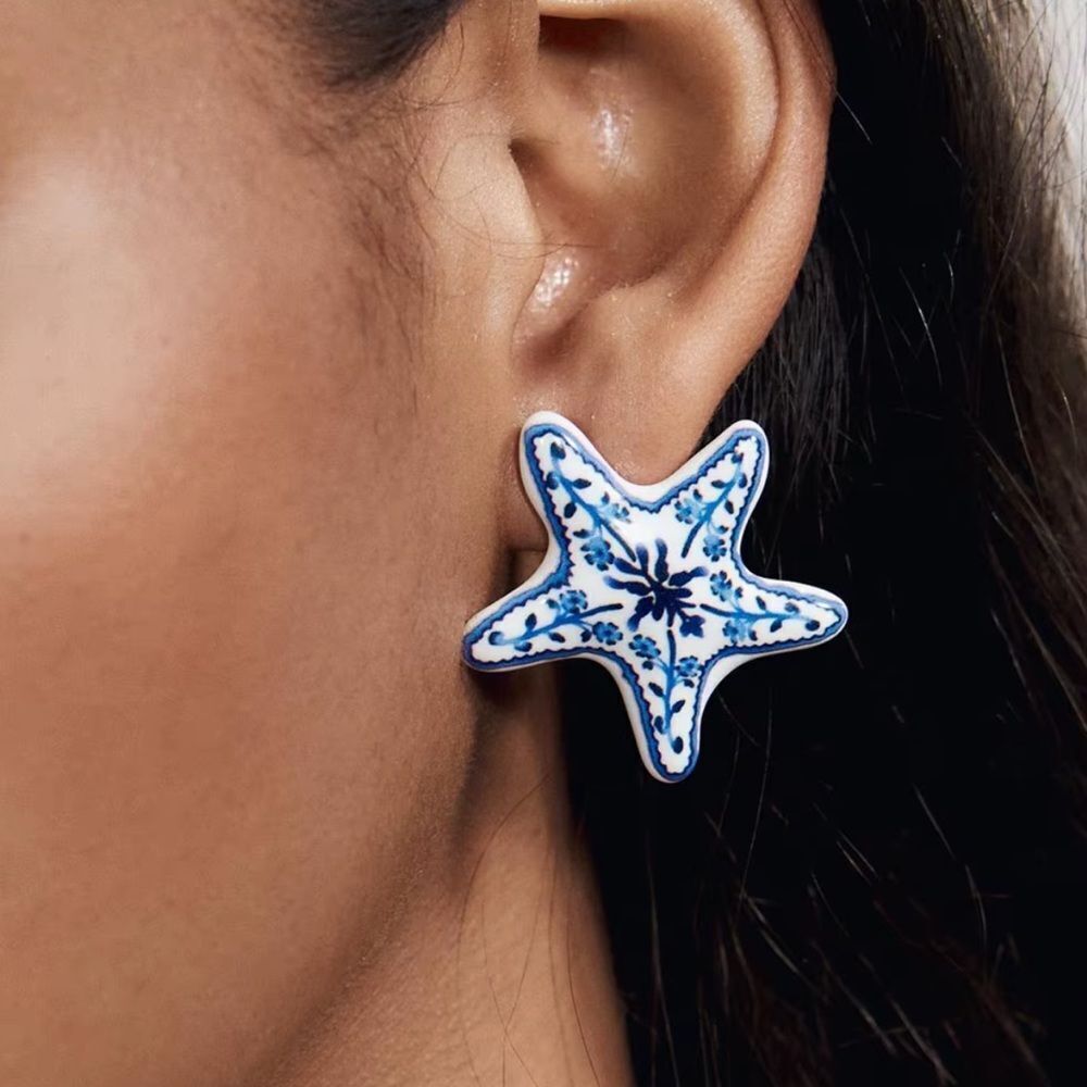 Blue and White Starfish Earrings M551